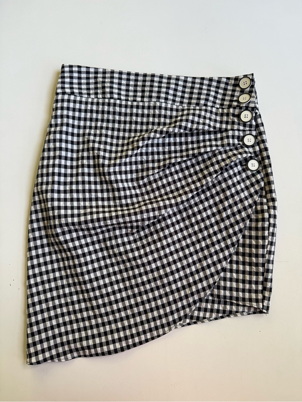 Zara Black & White Gingham Asymmetrical Mini Skirt — size small